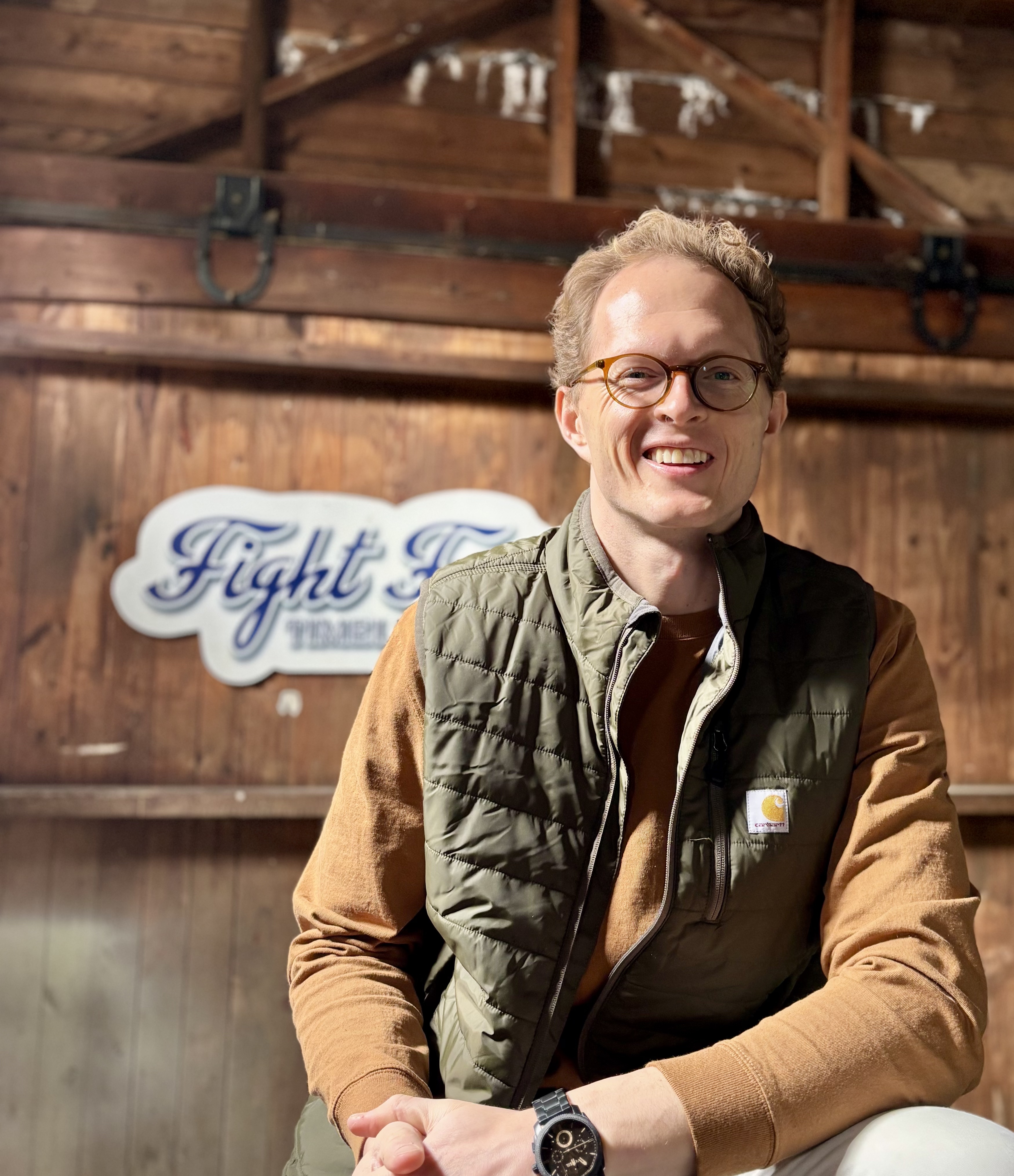 How to Sell Furniture (Successfully) on Facebook Marketplace - Fight ...